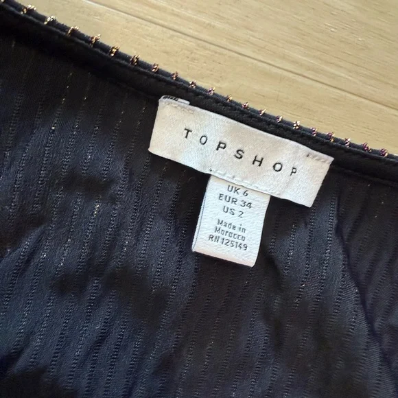 Topshop Black and Gold Long Sleeve Dress - Picture 5 of 6